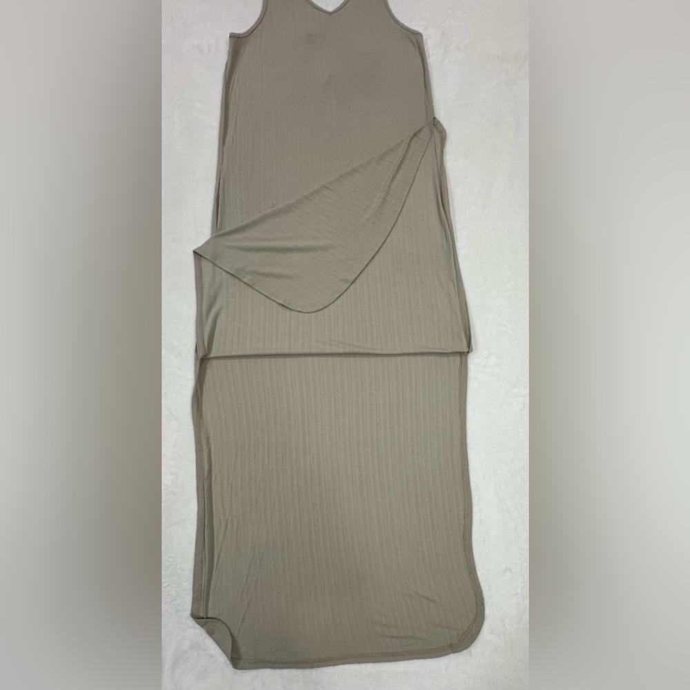 BKE Ribbed Knit Maxi Dress with Pockets - Taupe - Picture 9 of 11